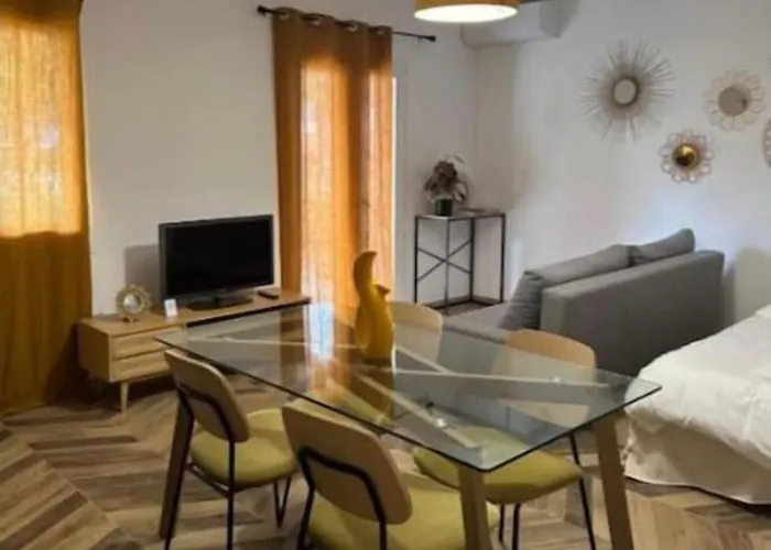 Paolina Calvi (Corsica)