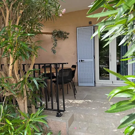 Paolina Apartmán Calvi (Corsica)